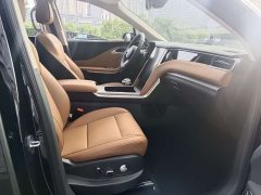 FAW Red Flag HS7 PHEV 2.0T PHEV AWD 2 Million Units Anniversary Edition 6-Seater - ფოტო 13