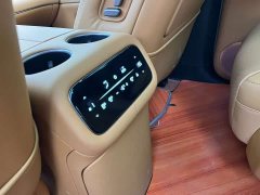 IM Motors Zhiji LS8 52 Max Luxury Six-Seater - ფოტო 16