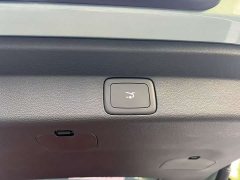 IM Motors Zhiji LS8 52 Max Luxury Six-Seater - ფოტო 19