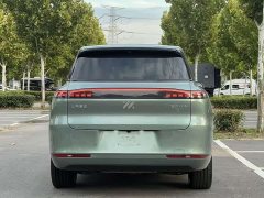 IM Motors Zhiji LS8 52 Max Luxury Six-Seater - ფოტო 3