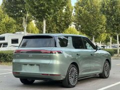 IM Motors Zhiji LS8 52 Max Luxury Six-Seater - ფოტო 4