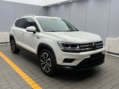 Volkswagen Touareg 2021 280TSI FWD Luxury Plus - ფოტო 3