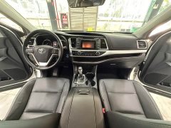 Toyota Highlander 2018 2.0T AWD Luxury 7-Seater China VI - ფოტო 12