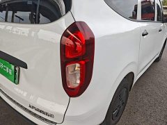 Wuling Hongguang New Energy Pure Electric 300KM Practical Edition - ფოტო 7