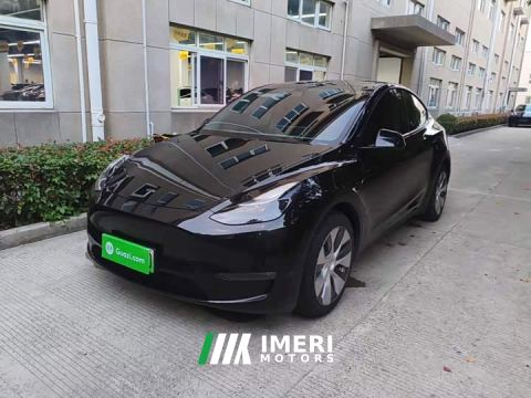 2022 Tesla Model Y Standard Range RWD