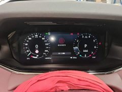 Land Rover Range Rover Evoque 2022 Facelift Evoque L 249PS R-Dynamic Luxury - ფოტო 3