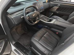 Nio Lerado L90 Max Six-Seater - ფოტო 15