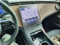 Mercedes-Benz EQE 350 Pioneer Edition - photo 12