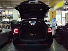 Tesla Model Y Rear-Wheel Drive - ფოტო 18