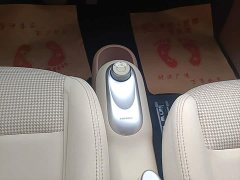 Wuling Hongguang MINIEV Fourth Generation Four-Door Advanced Edition - ფოტო 13