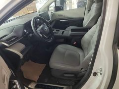Toyota Grevias 2.5L Hybrid Comfort Edition - ფოტო 14