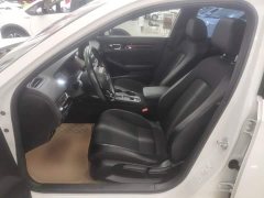 Honda Civic Hatchback 240 Turbo CVT Sharp Edition - ფოტო 14