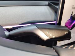 Tesla Model Y Long Range All-Wheel Drive - ფოტო 13