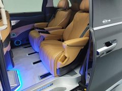 Denza BYD Denza D9 DM-i 1050 Premium - ფოტო 16