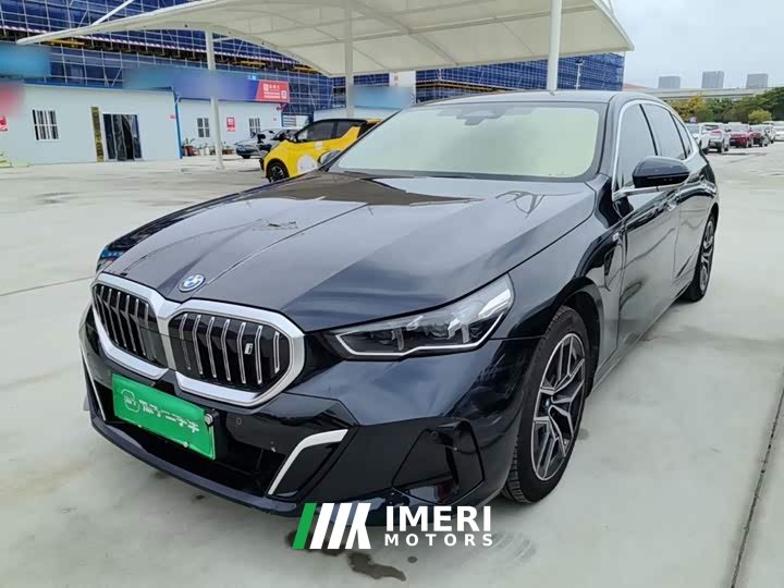 BMW i5 eDrive 35L M Sport Package - ავტომობილი ჩინეთიდან