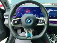 BMW i5 eDrive 35L M Sport Package - ფოტო 10