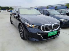 BMW i5 eDrive 35L M Sport Package - ფოტო 3