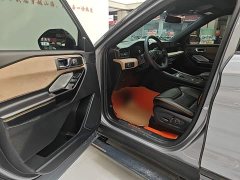 Ford Explorer EcoBoost 285 Kunlun Peak Edition 6-seater - ფოტო 15