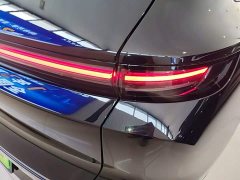 Li Auto L6 Pro - ფოტო 7