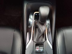 Toyota Corolla TNGA 1.5L CVT Elite - ფოტო 13