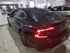 Volvo S90 B5 Inscription Luxury - ფოტო 4