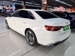 Audi A4L 2022 40 TFSI Fashion Dynamic - ფოტო 4
