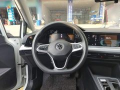 Volkswagen Golf 200TSI DSG - ფოტო 10