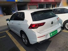 Volkswagen Golf 200TSI DSG - ფოტო 4
