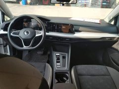 Volkswagen Golf 200TSI DSG - ფოტო 9