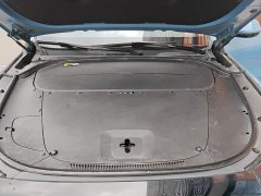 Li Auto ONE Extended Range 6-Seater - ფოტო 10