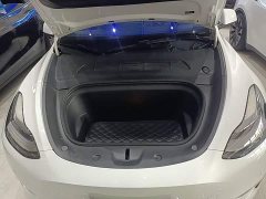 Tesla Model Y Long Range All-Wheel Drive - ფოტო 19
