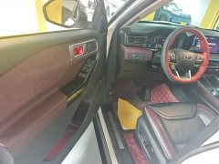 Ford Explorer EcoBoost 285 AWD Titanium 7-Seater - ფოტო 15