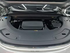 Li Auto L7 Pro - ფოტო 19