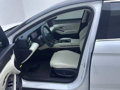 BYD Qin L DM-i 120KM Excellence - ფოტო 14