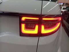 Land Rover Discovery Sport 2022 249PS R-Dynamic S Performance 5-Seater - ფოტო 7