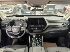 Toyota Highlander 380T AWD Premium 7-Seater - ფოტო 9