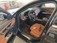 Mercedes-Benz E-Class E 300 L Fashion Edition - ფოტო 15