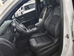 Cadillac XT4 28T FWD Fashion Edition - ფოტო 14