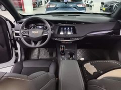 Cadillac XT4 28T FWD Fashion Edition - ფოტო 9