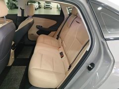 FAW Hongqi Tiangong 05 550 Smart Selection Edition - photo 16