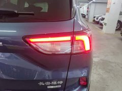 Ford Escape EcoBoost 245 AWD Premium Edition - ფოტო 7
