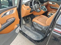 FAW Hongqi HQ9 2.0T Smart Flagship Edition - ფოტო 15