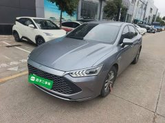 BYD Qin PLUS Glory Edition DM-i 55KM Leading - ფოტო 1