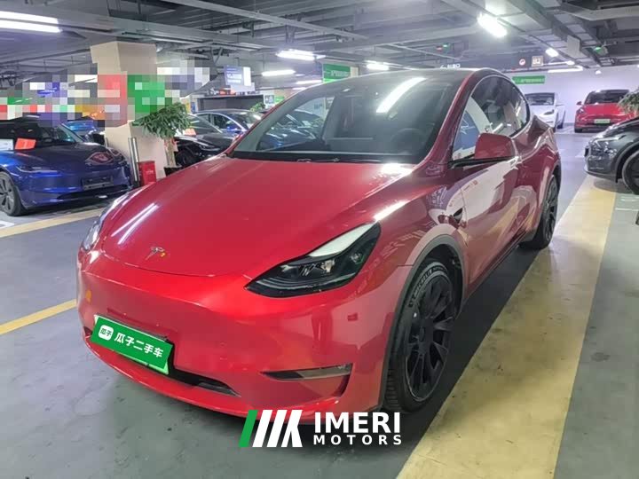Tesla Model Y Long Range All-Wheel Drive