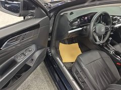 Volkswagen Passat 330TSI Luxury - ფოტო 15