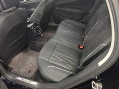 Volkswagen Passat 330TSI Luxury - ფოტო 16