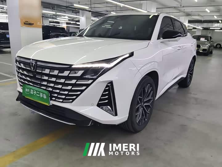 Changan UNI-Z 1.5T Premium Edition
