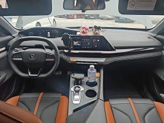 Changan UNI-V 1.5T Premium Sport - ფოტო 9