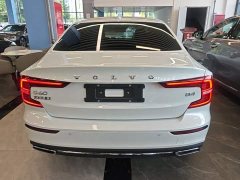 Volvo S60 B4 Smart Luxury Edition - ფოტო 5