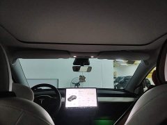 Tesla Model Y Standard Range RWD - photo 17
